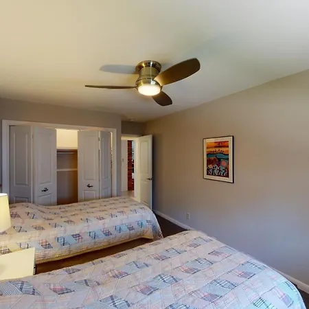 Roanoke Cottage Home